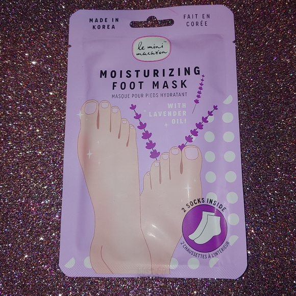 $5 Moisturizing Foot Mask with Lavender Oil Le Mini Macaron - Picture 2 of 4